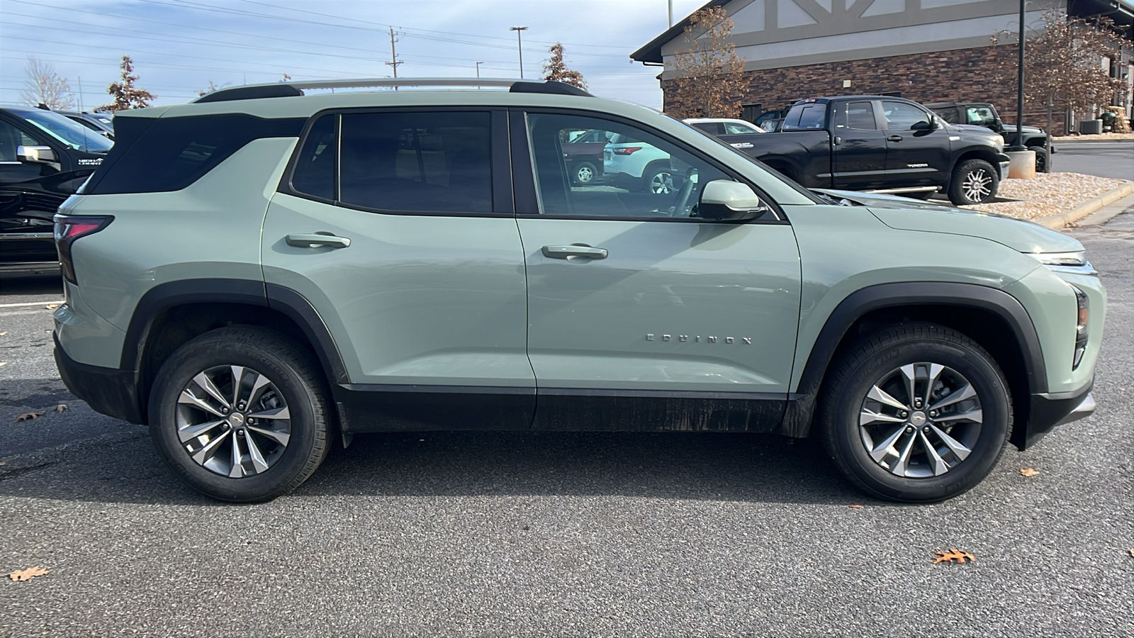 2025 Chevrolet Equinox AWD LT 4