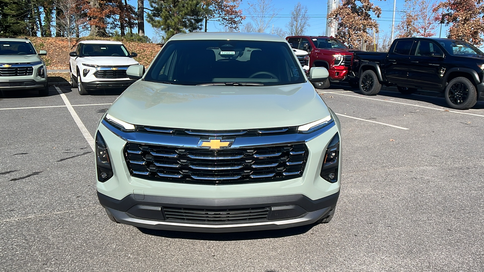 2025 Chevrolet Equinox FWD LT 2