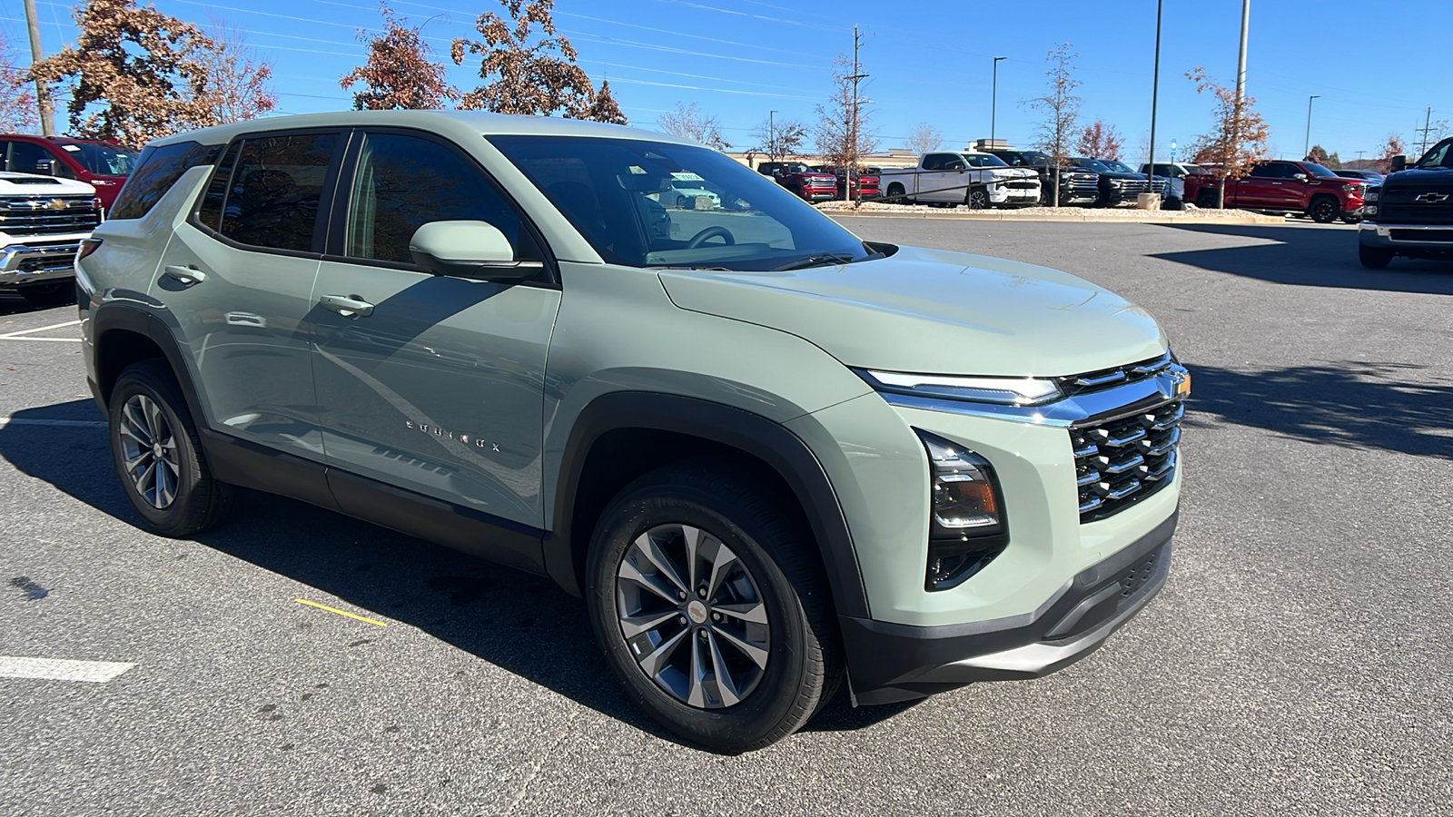 2025 Chevrolet Equinox FWD LT 3