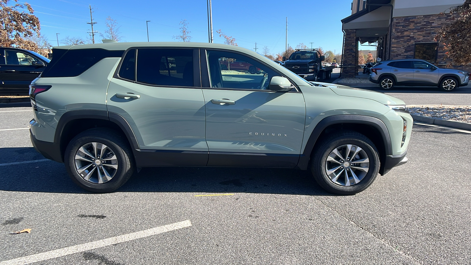 2025 Chevrolet Equinox FWD LT 4