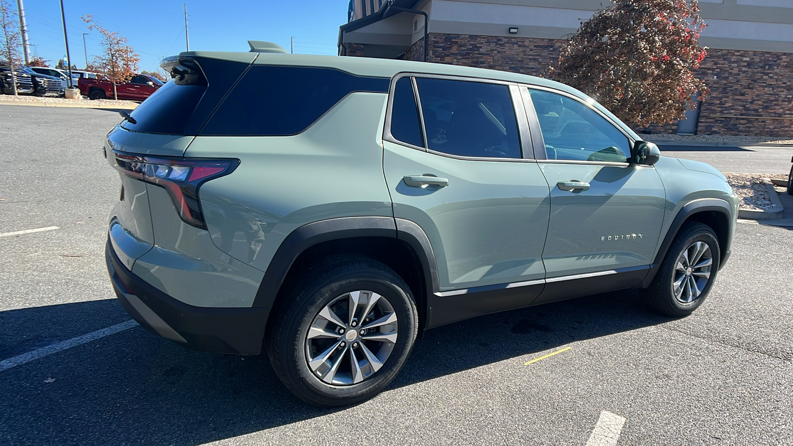 2025 Chevrolet Equinox FWD LT 5