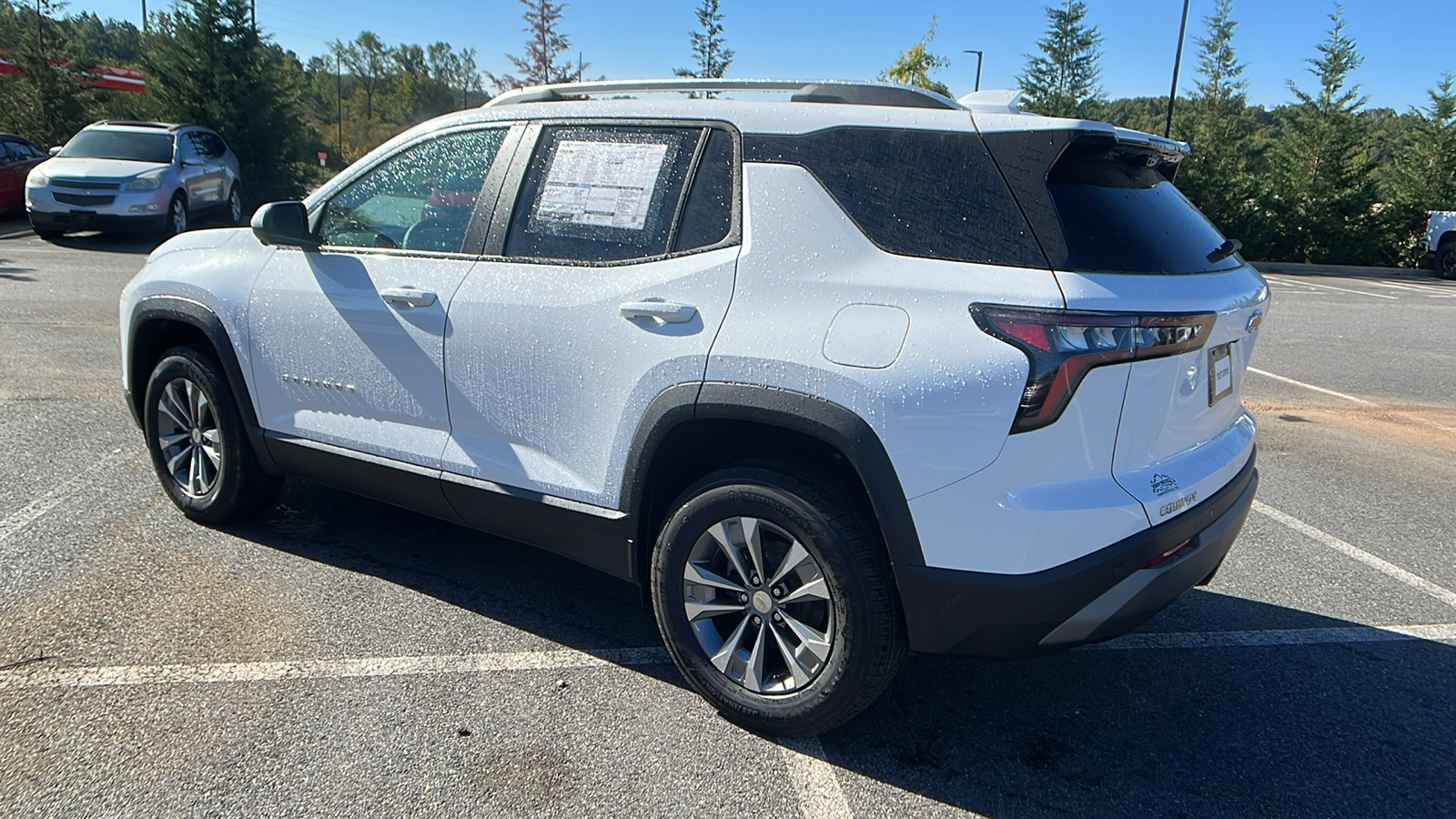 2025 Chevrolet Equinox FWD LT 8