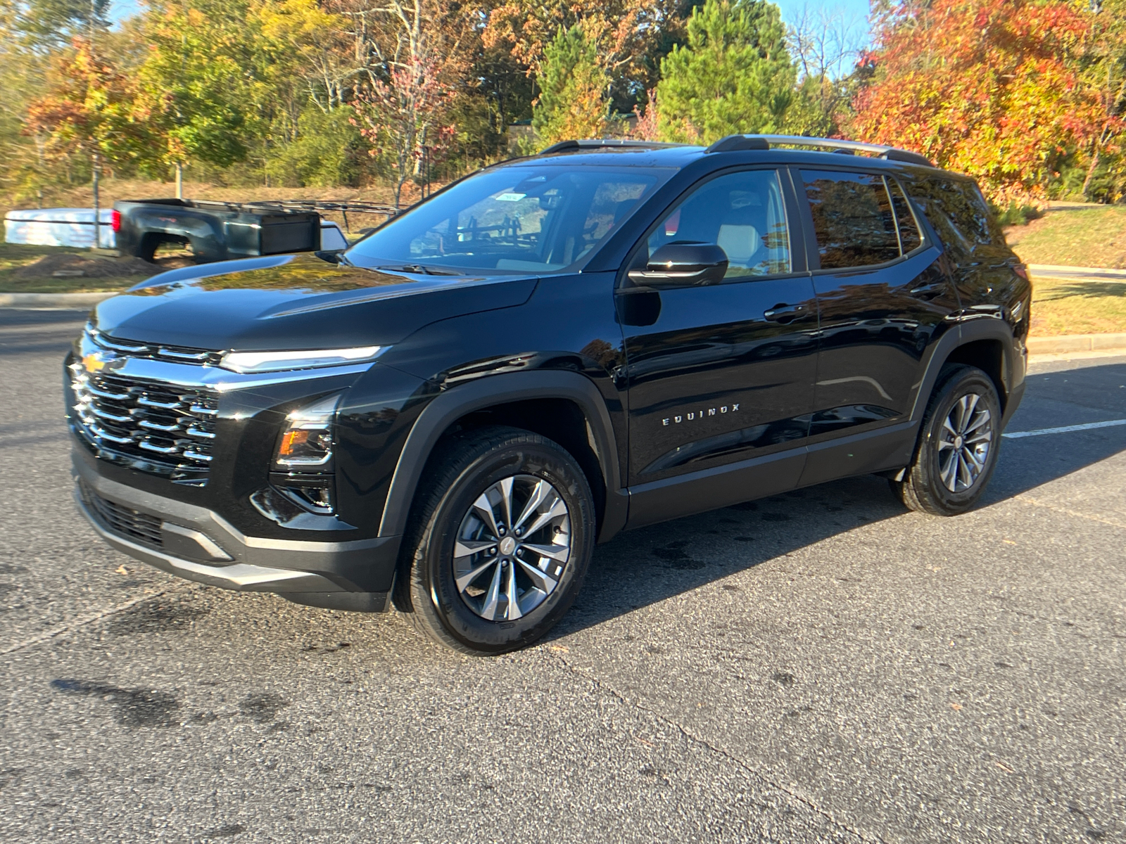 2025 Chevrolet Equinox FWD LT 1