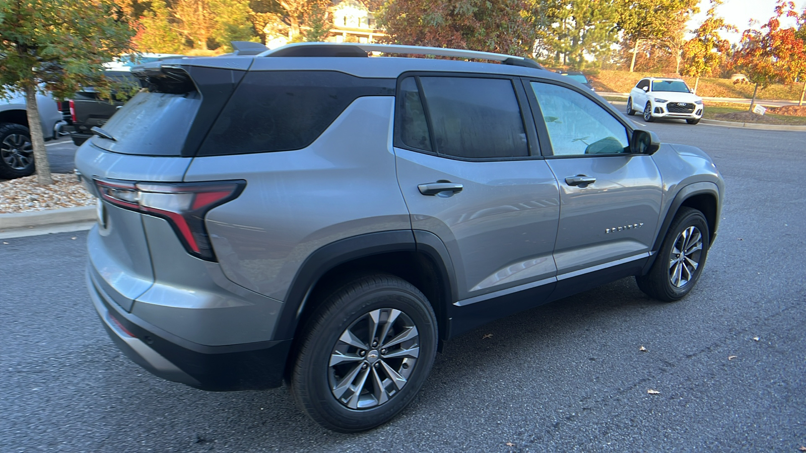 2025 Chevrolet Equinox FWD LT 6