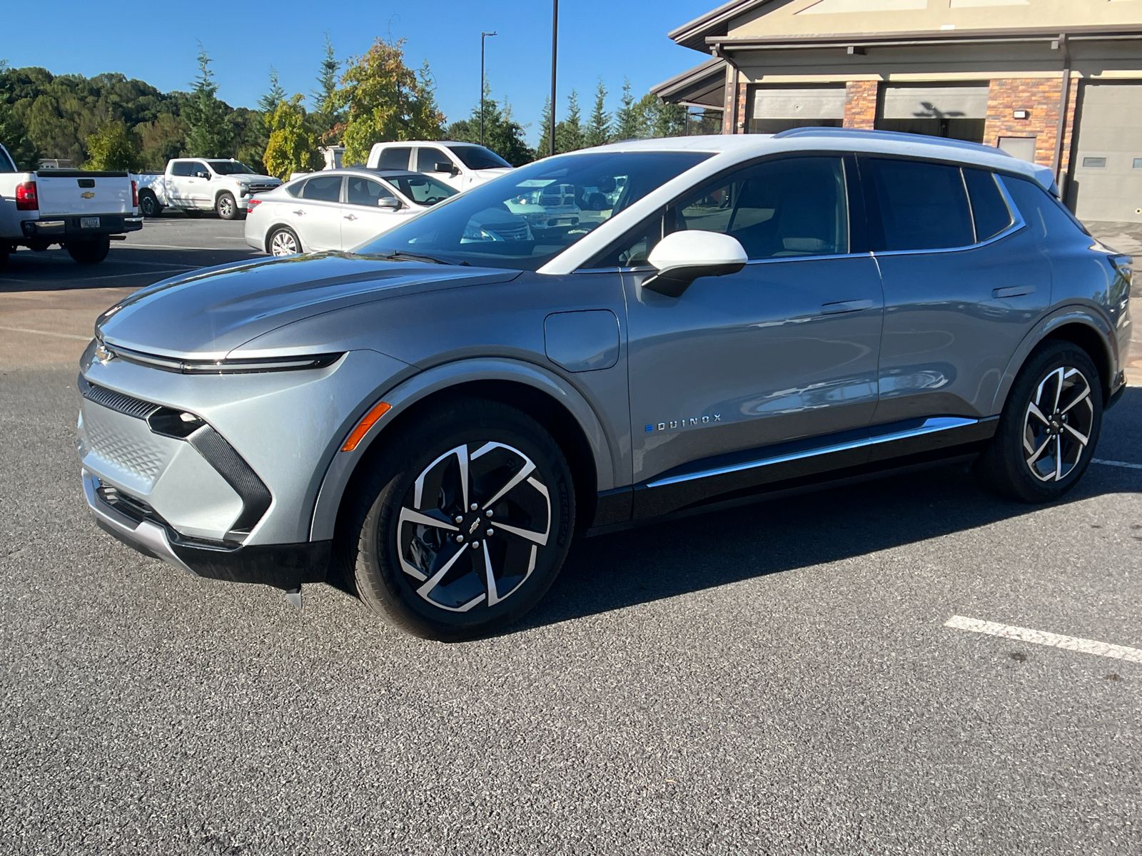 2025 Chevrolet Equinox EV LT 1