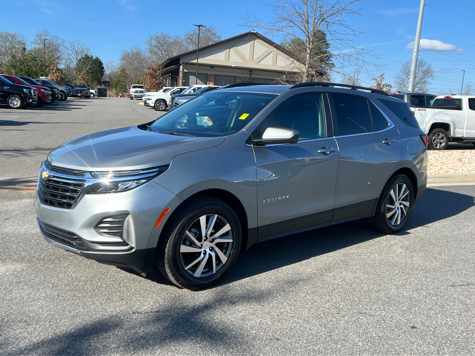 2023 Chevrolet Equinox LT 1