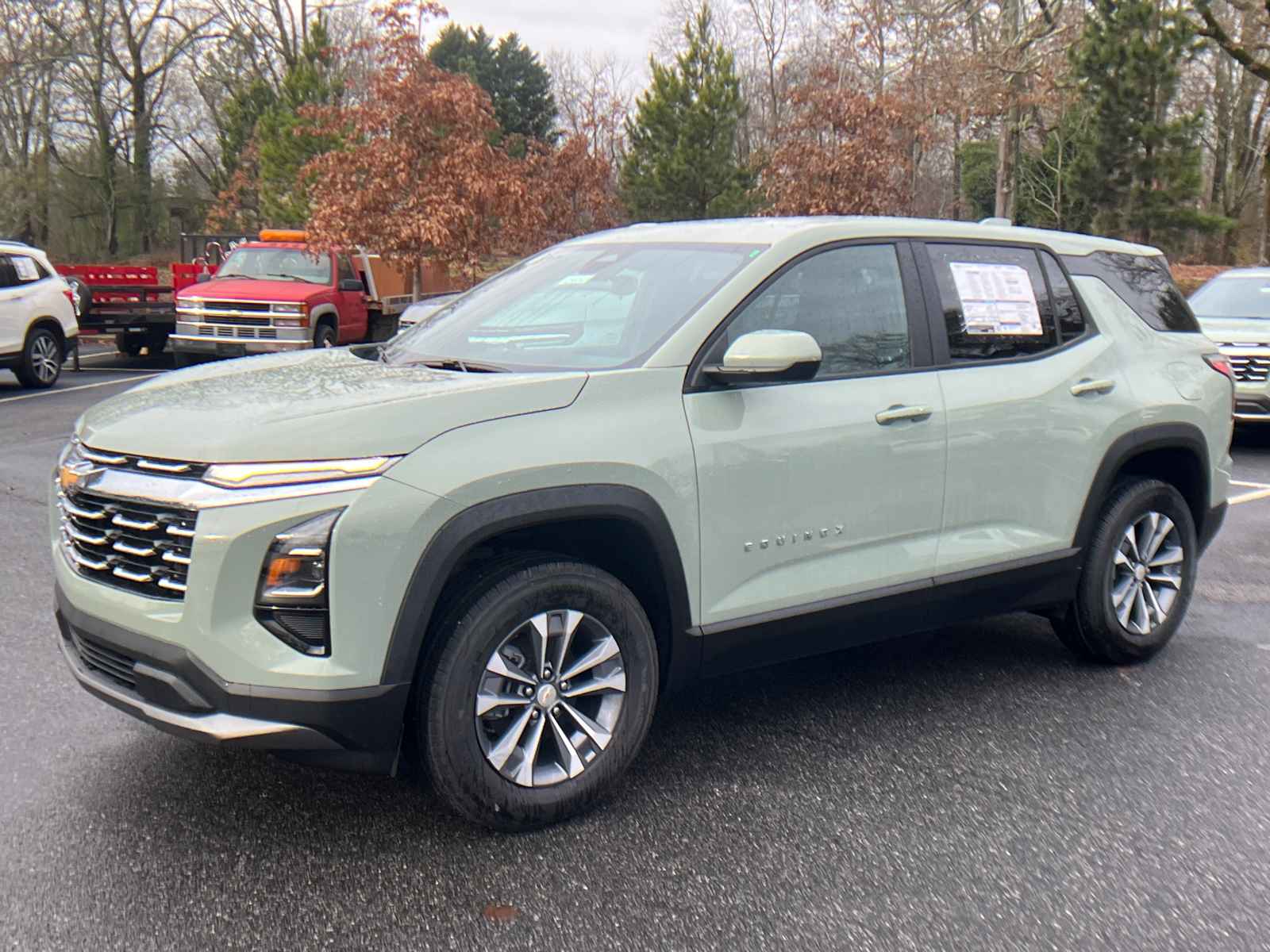 2025 Chevrolet Equinox FWD LT 1