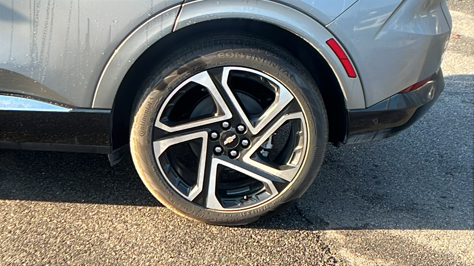 2025 Chevrolet Equinox EV LT 9