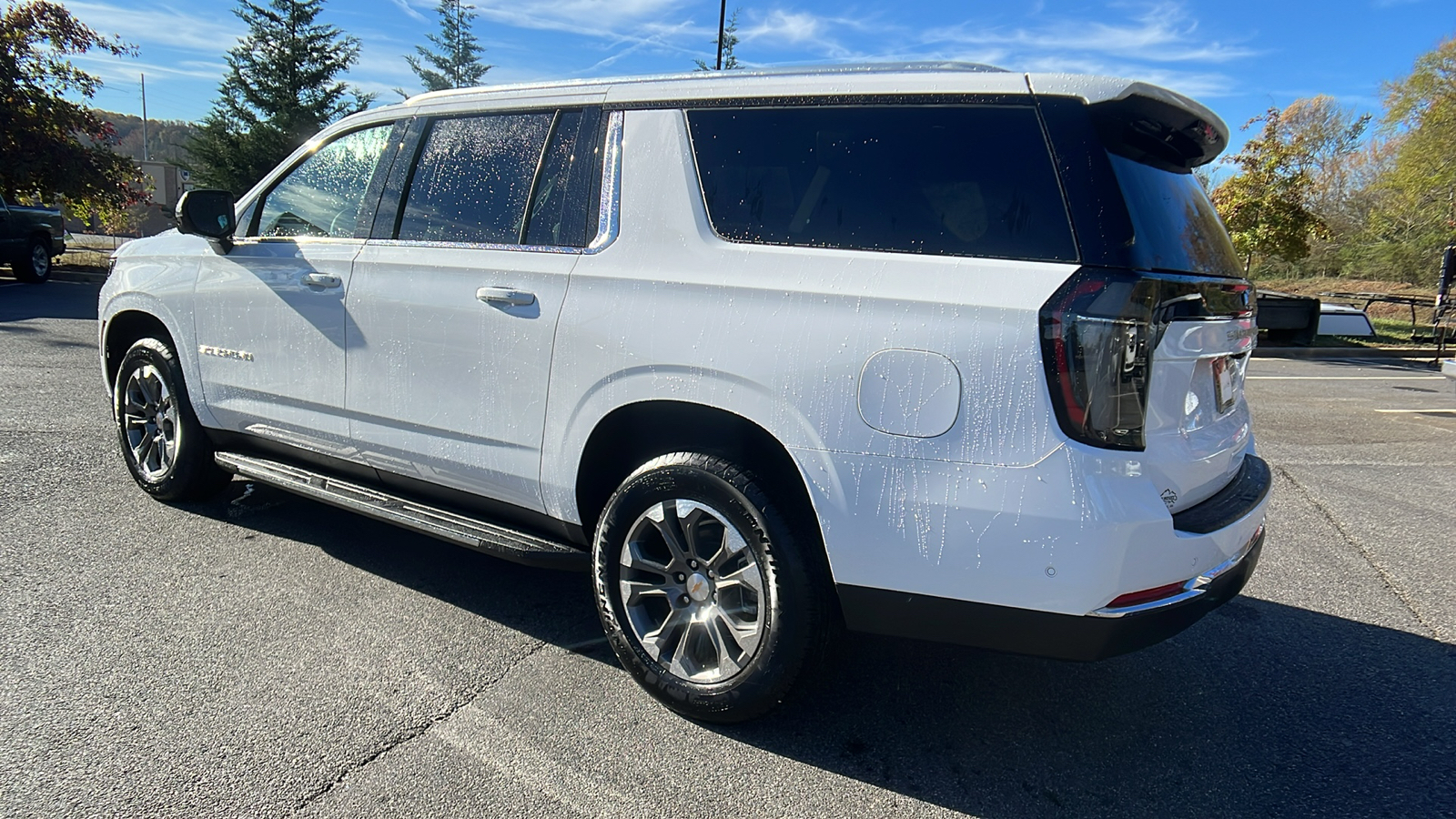 2025 Chevrolet Suburban LT 7