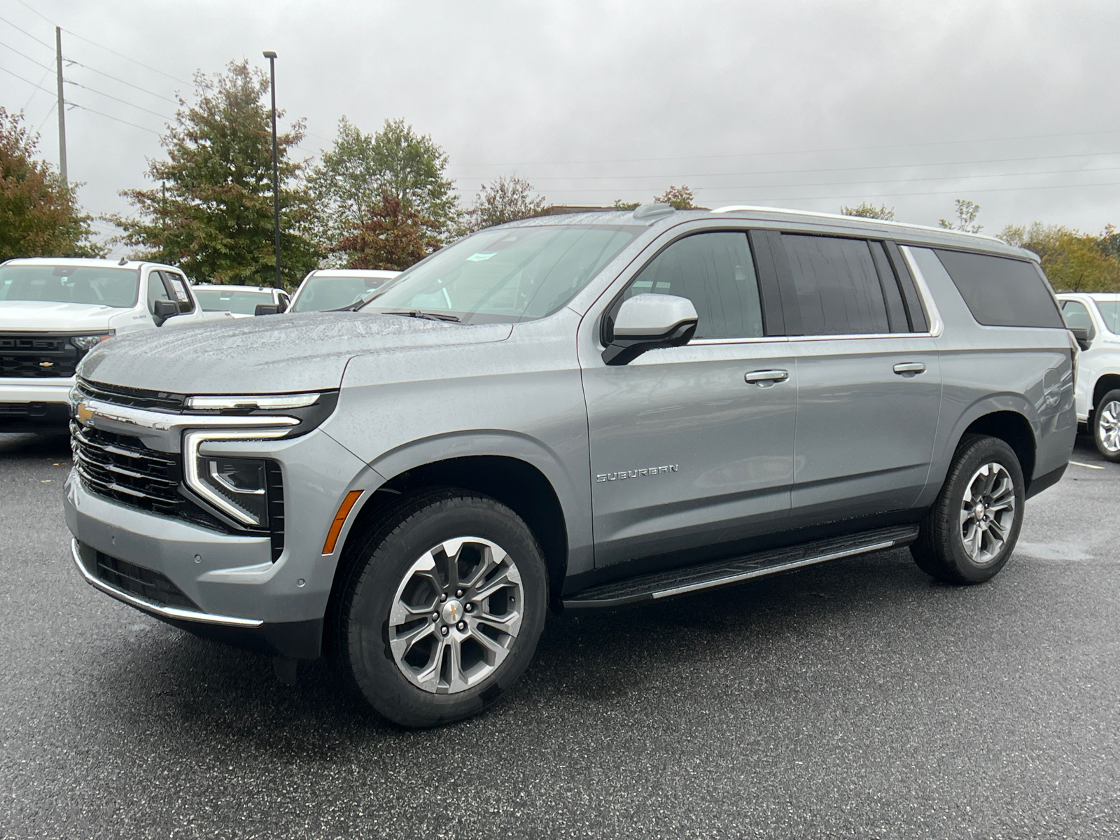 2025 Chevrolet Suburban LS 1