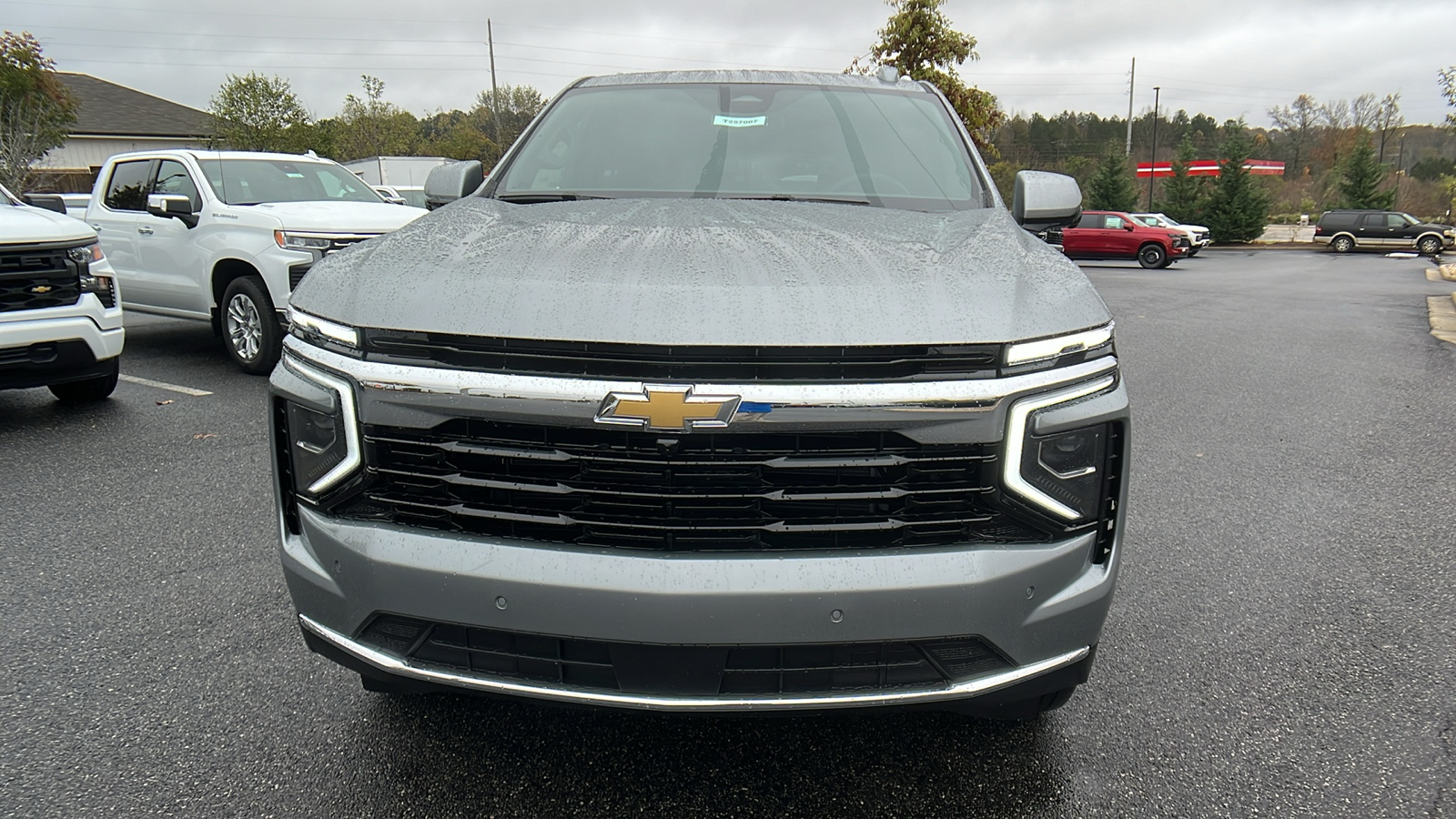 2025 Chevrolet Suburban LS 2