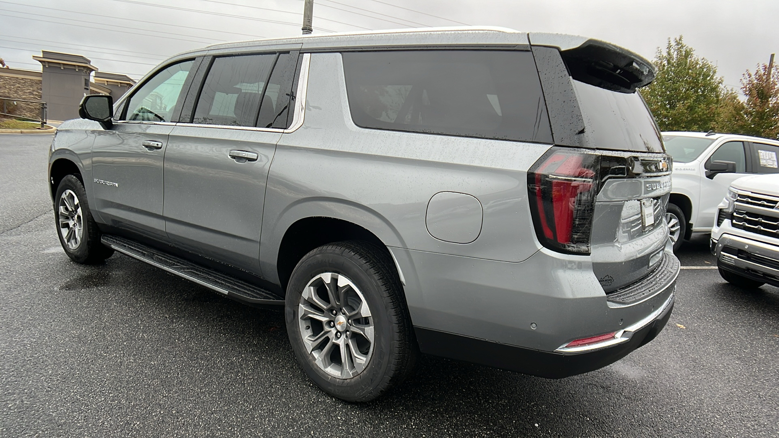 2025 Chevrolet Suburban LS 7