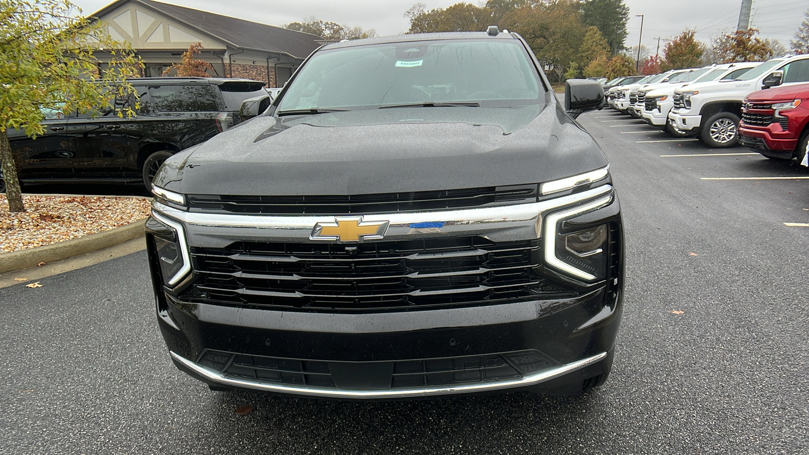 2025 Chevrolet Suburban LS 2