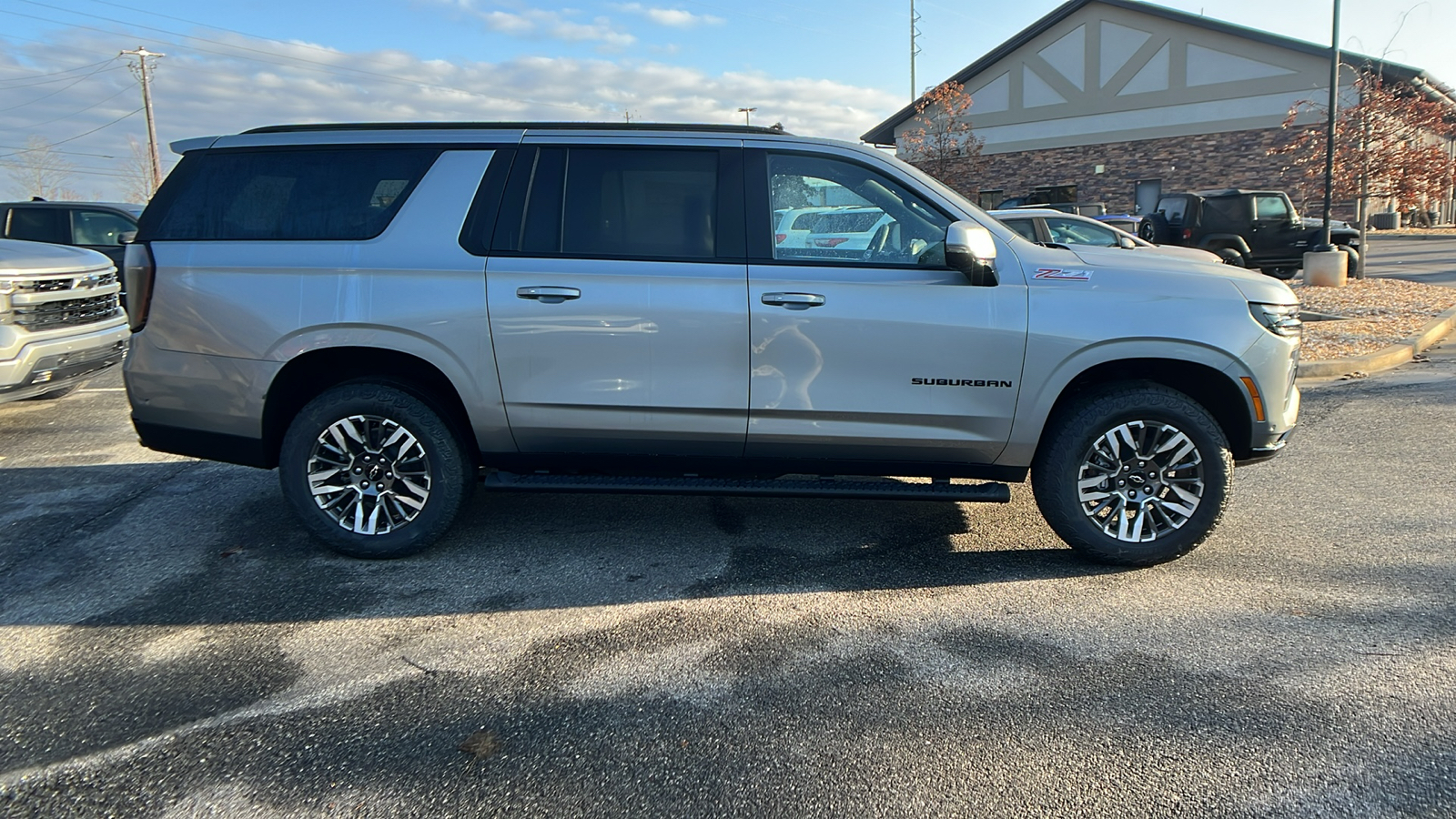 2025 Chevrolet Suburban Z71 4