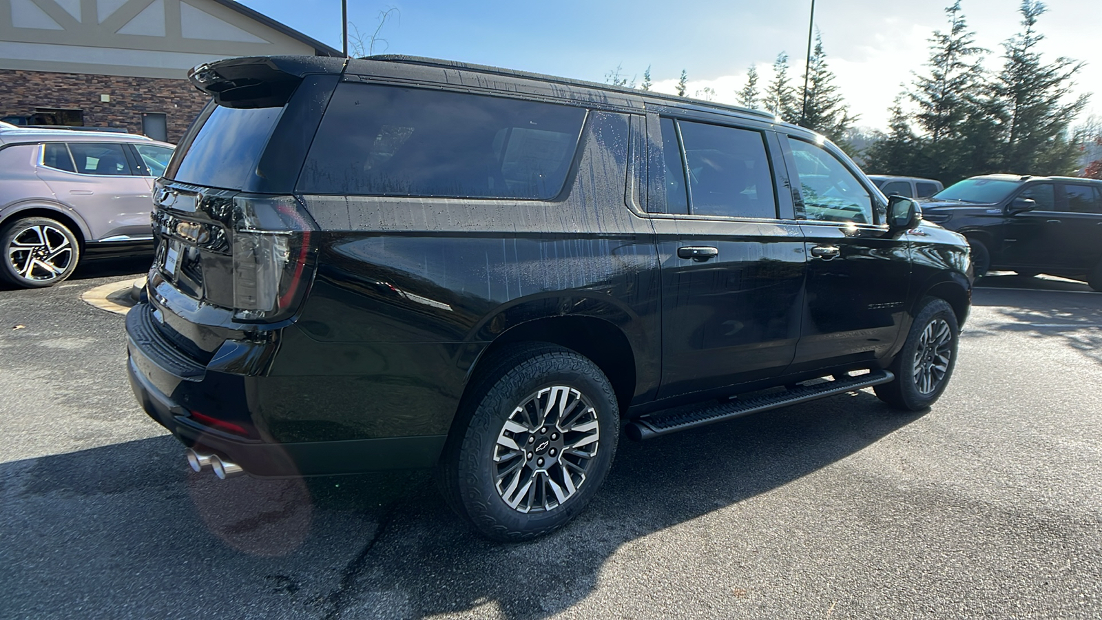 2025 Chevrolet Suburban Z71 5