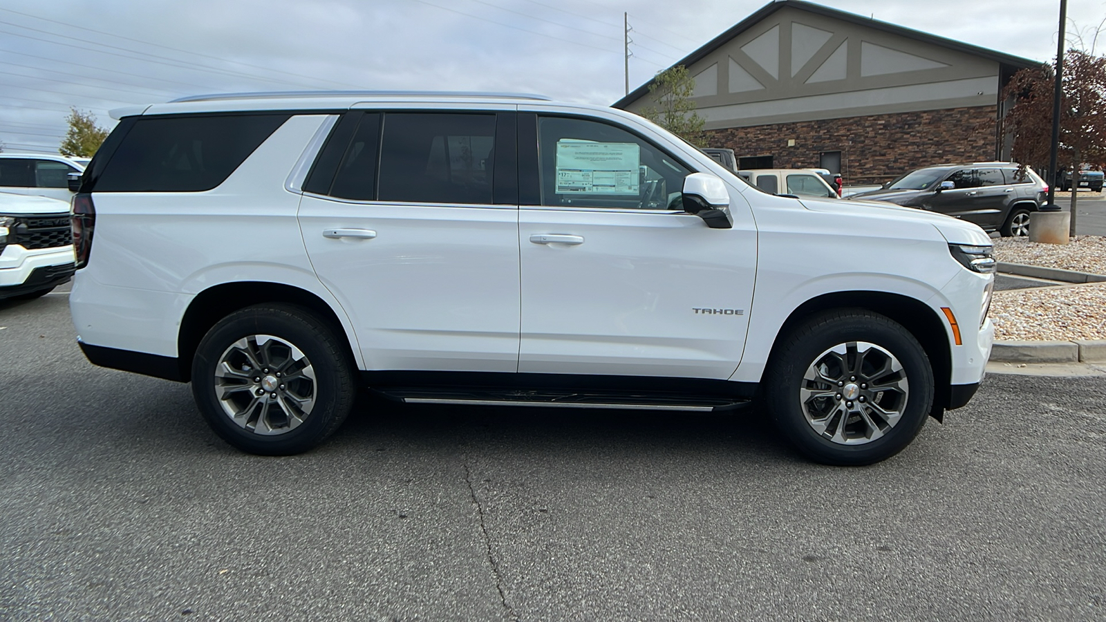 2025 Chevrolet Tahoe LS 4