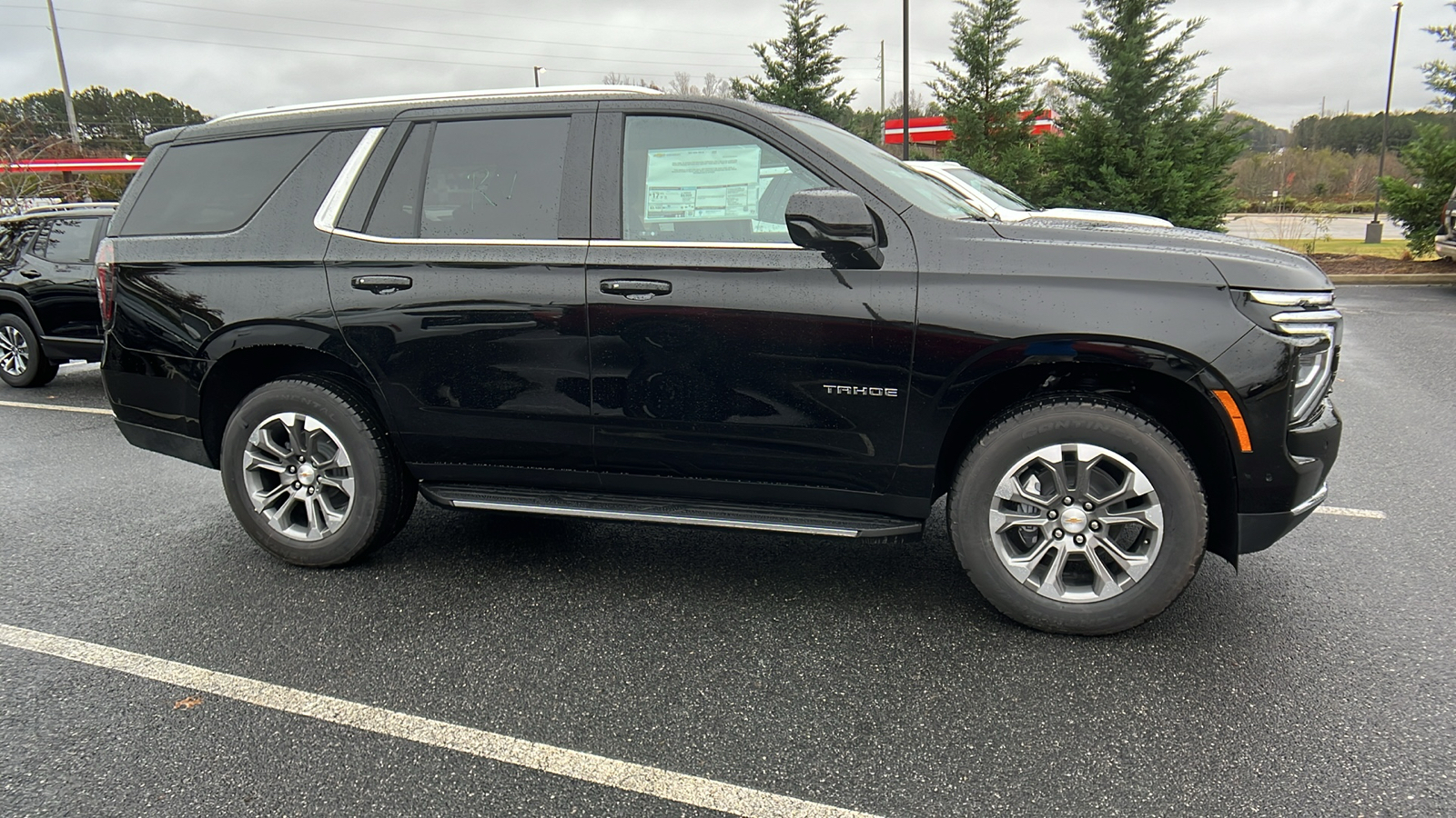 2025 Chevrolet Tahoe LS 4