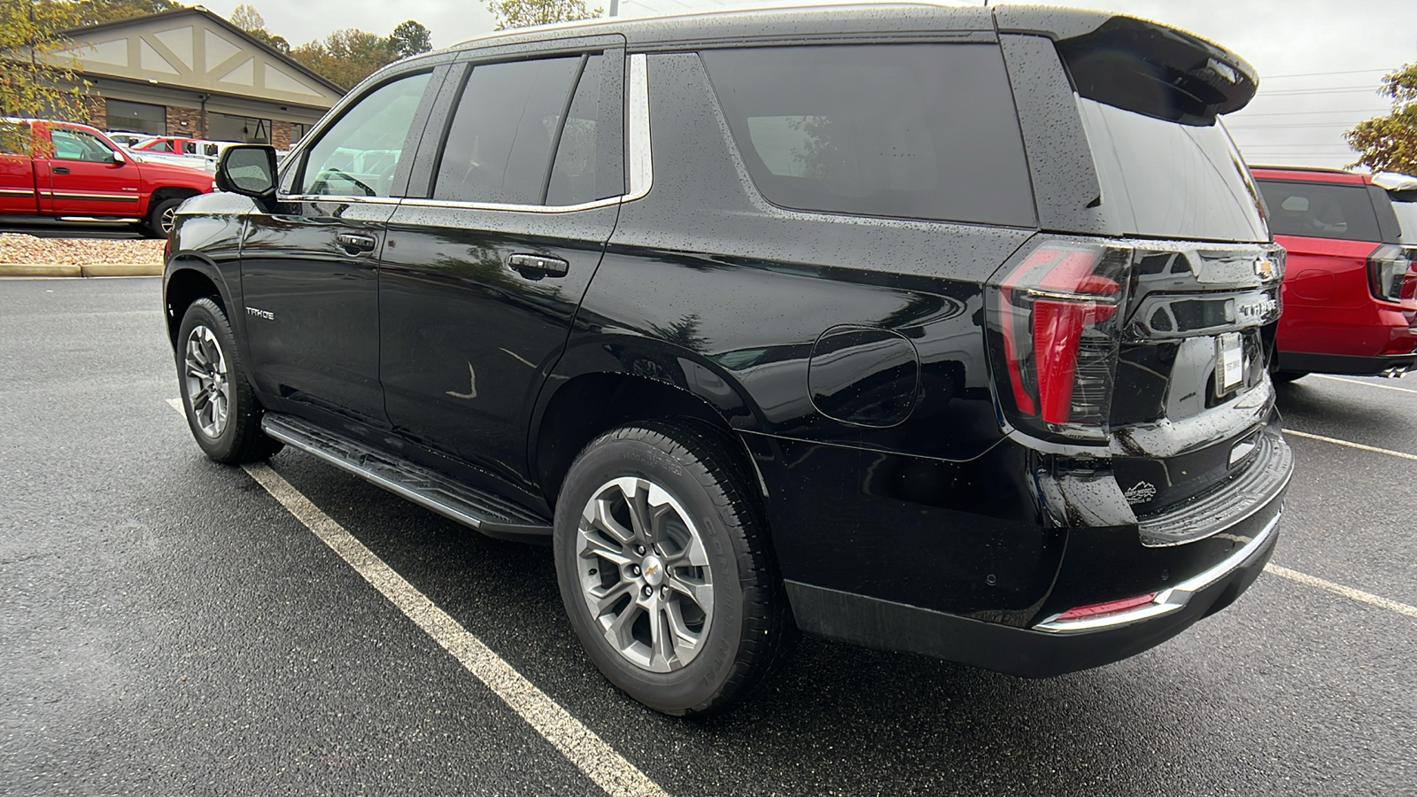 2025 Chevrolet Tahoe LS 7