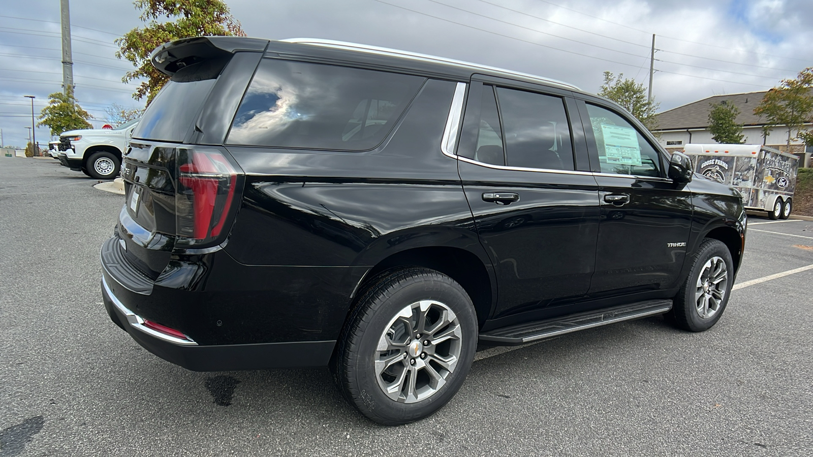 2025 Chevrolet Tahoe LS 5