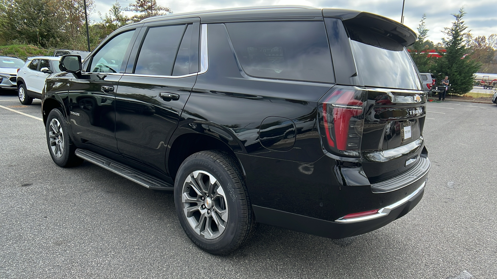 2025 Chevrolet Tahoe LS 7