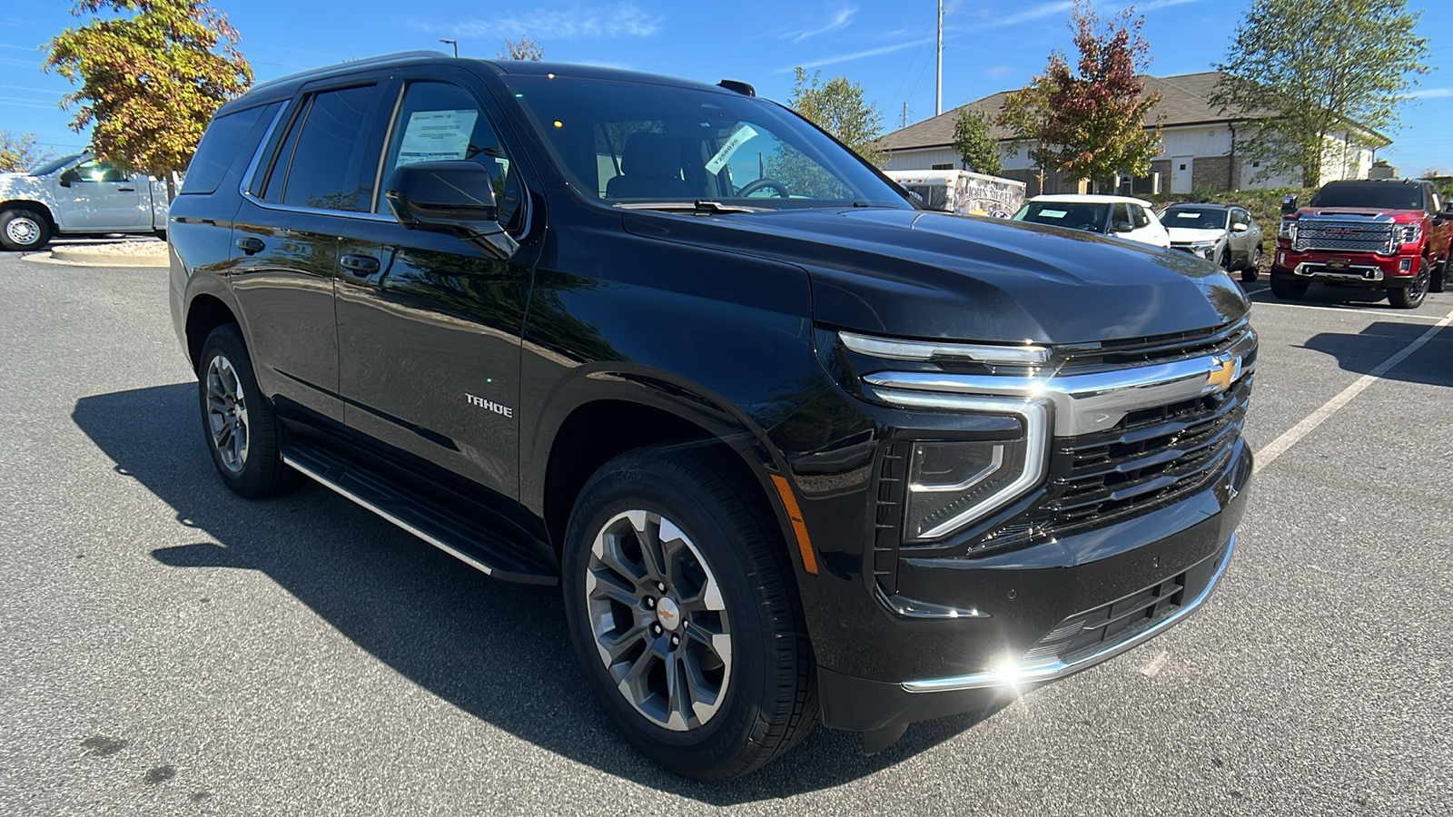 2025 Chevrolet Tahoe LS 3