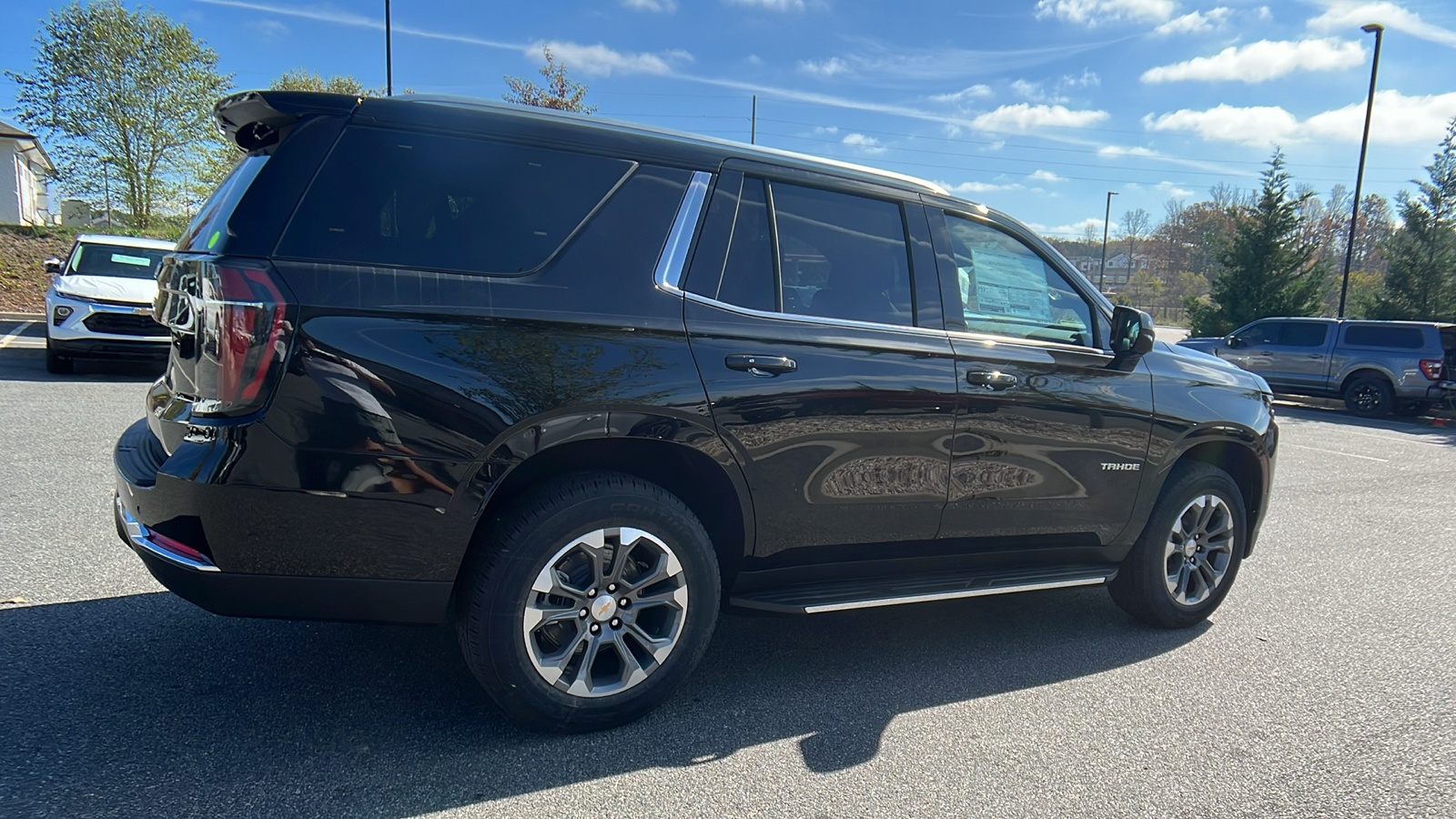 2025 Chevrolet Tahoe LS 5