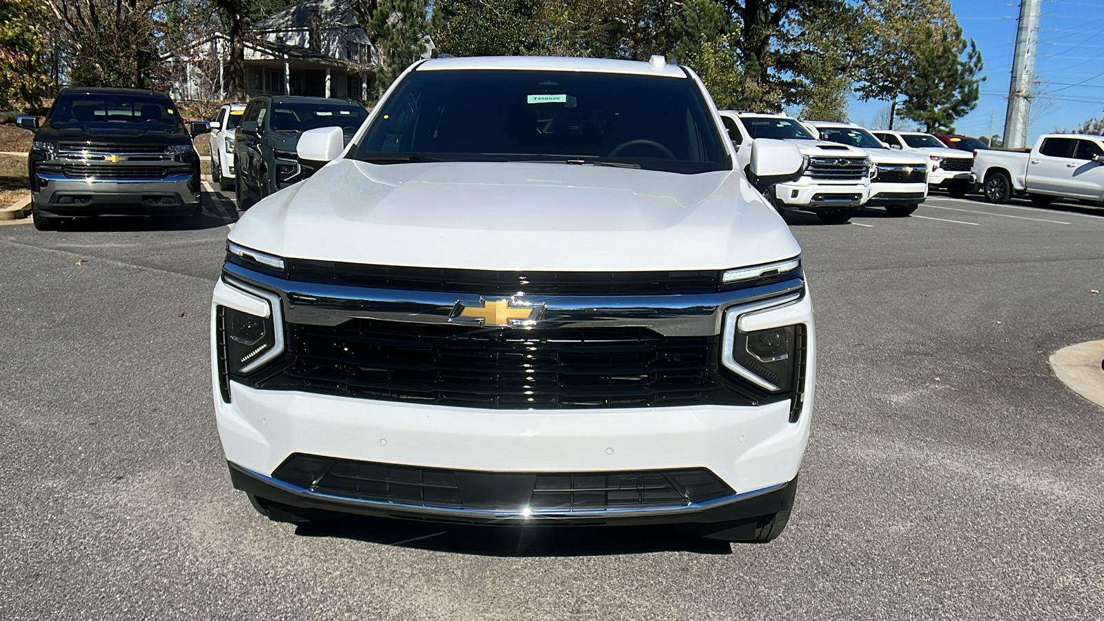 2025 Chevrolet Tahoe LS 2