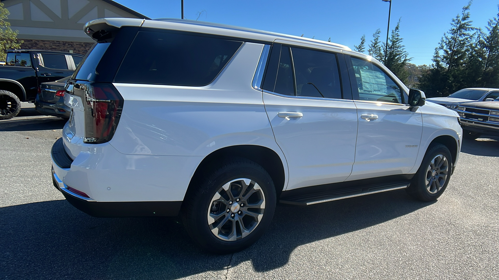 2025 Chevrolet Tahoe LS 5