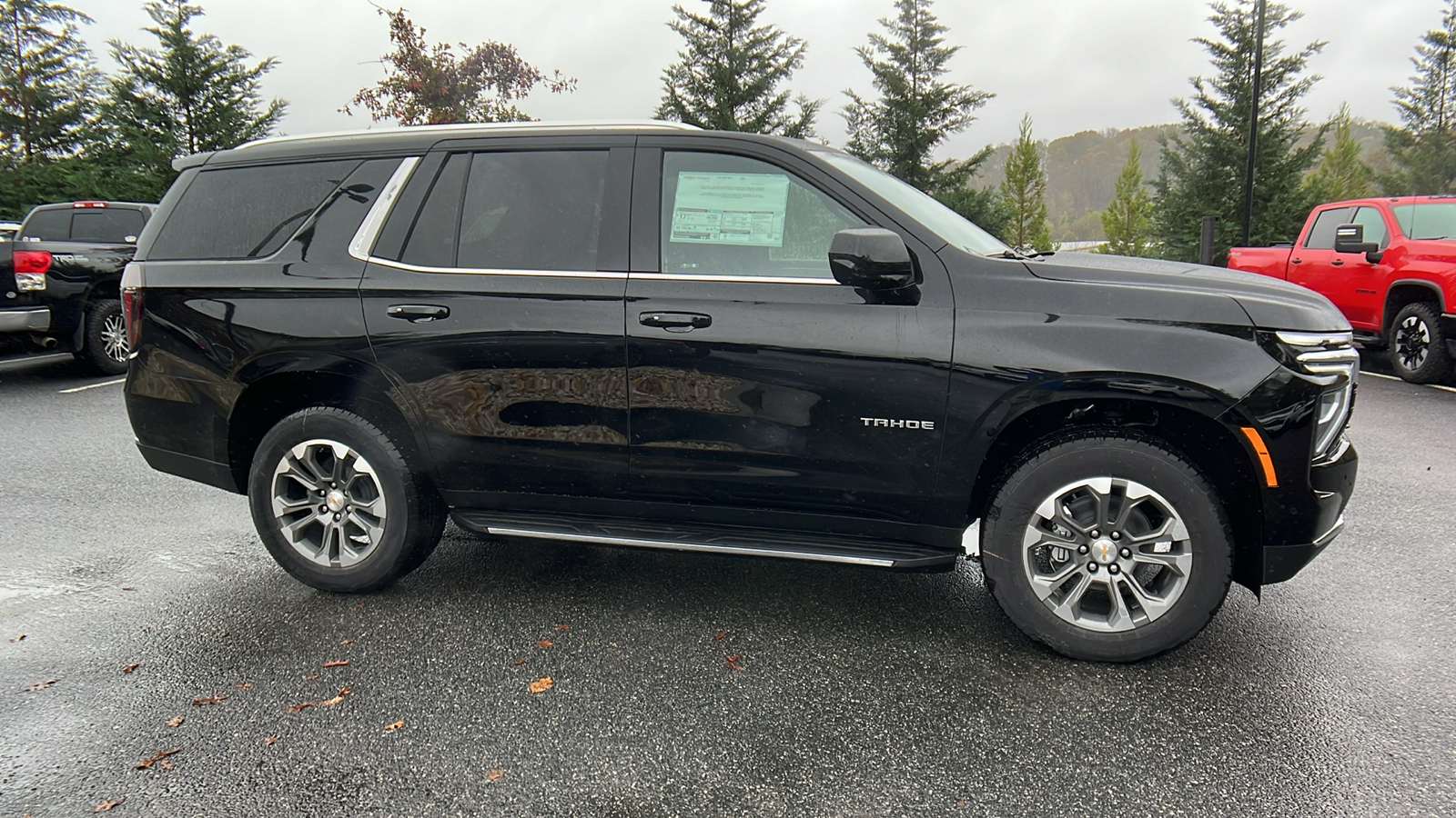 2025 Chevrolet Tahoe LS 4