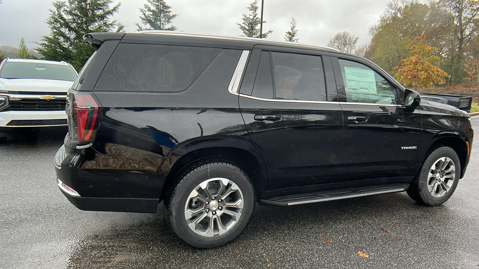 2025 Chevrolet Tahoe LS 5