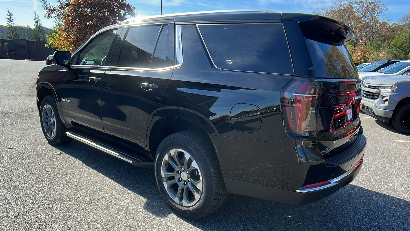 2025 Chevrolet Tahoe LS 7