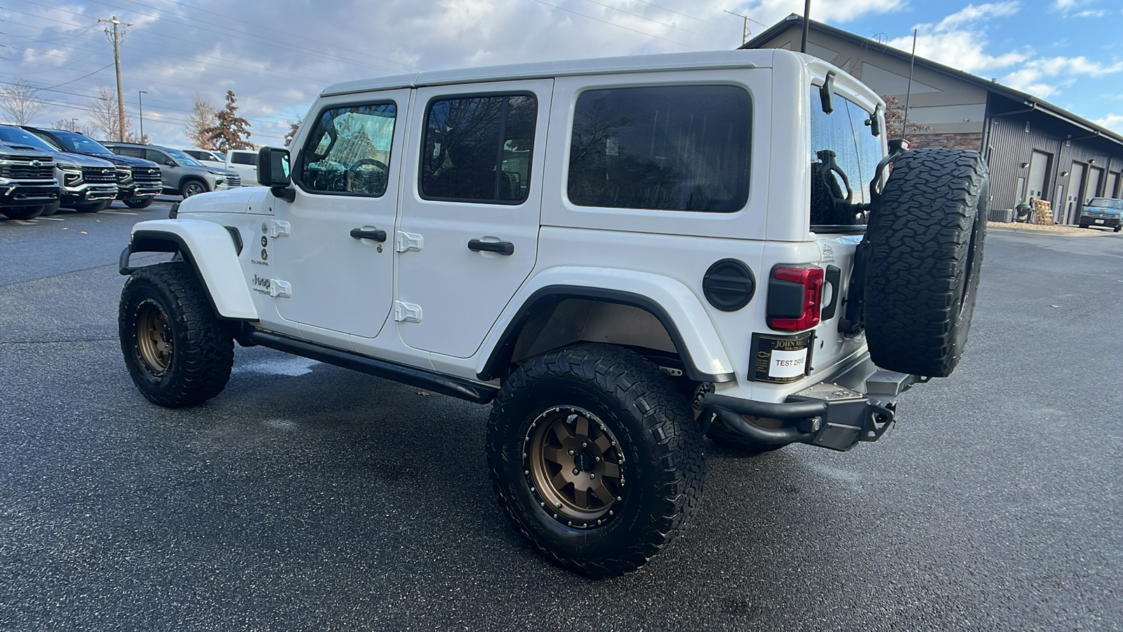 2018 Jeep Wrangler Unlimited Sahara 8