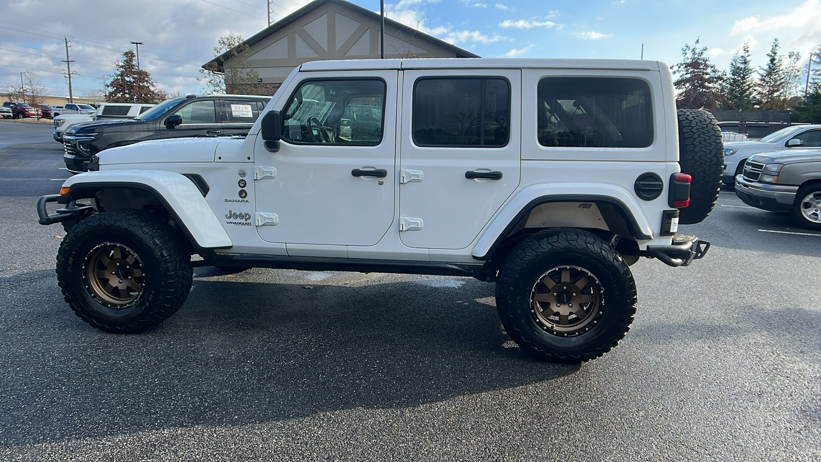 2018 Jeep Wrangler Unlimited Sahara 9