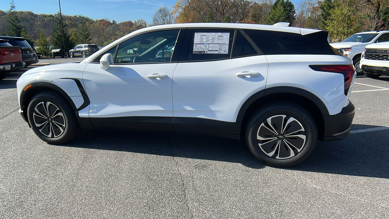 2025 Chevrolet Blazer EV AWD LT 8