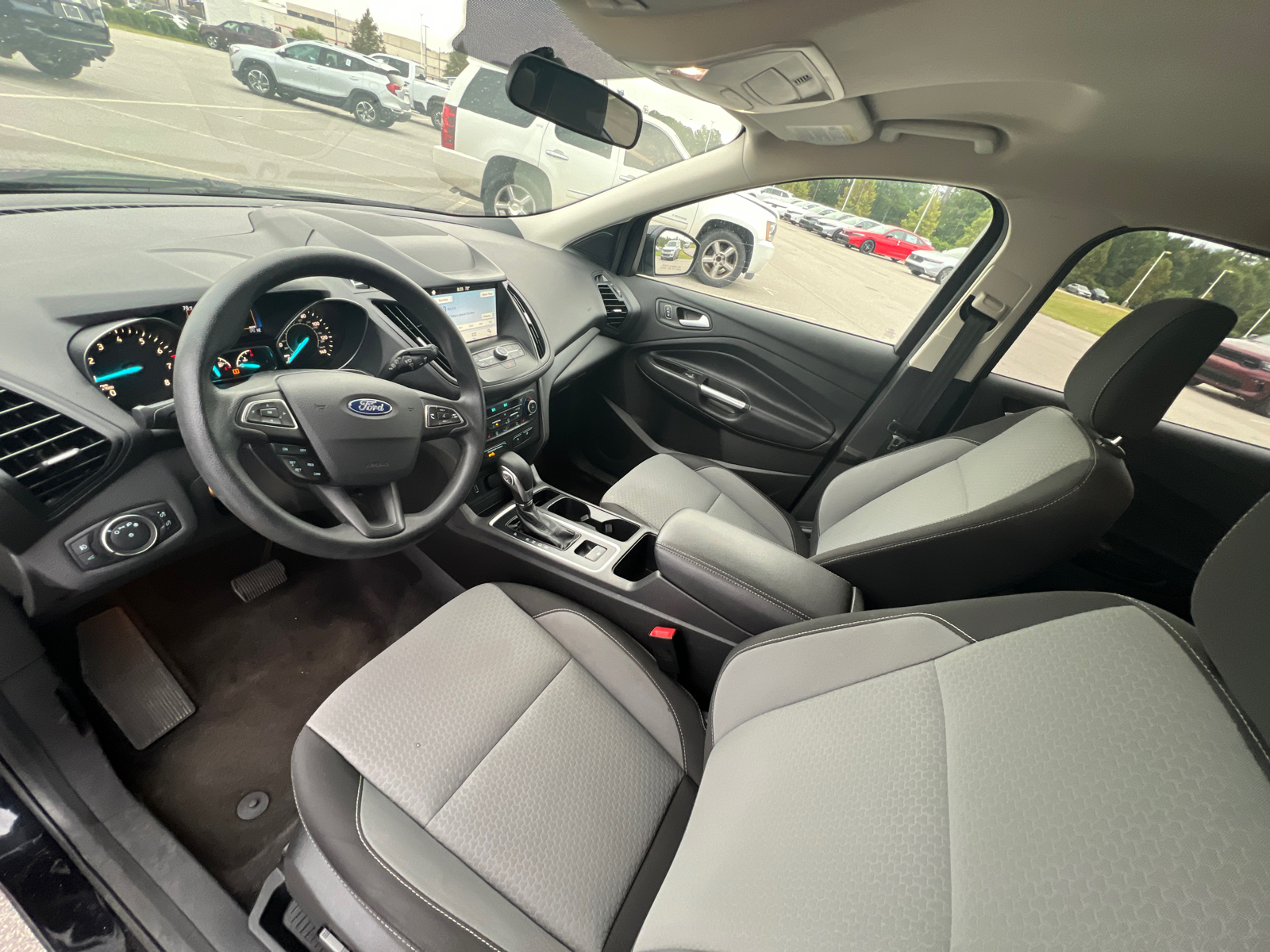 2019 Ford Escape SE 12