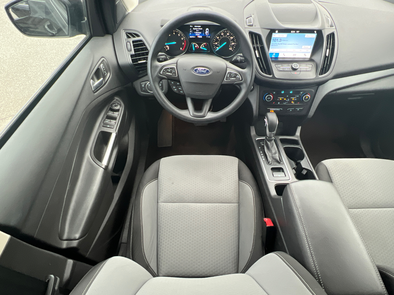 2019 Ford Escape SE 25