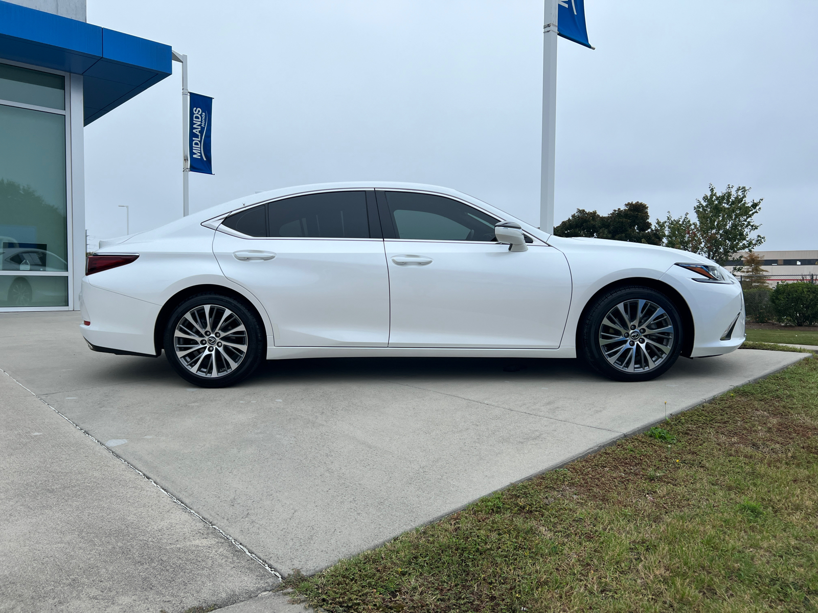 2021 Lexus ES 350 9