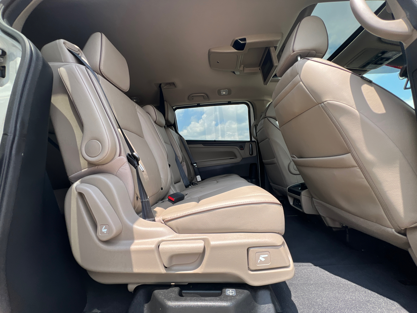 2022 Honda Odyssey Elite 40