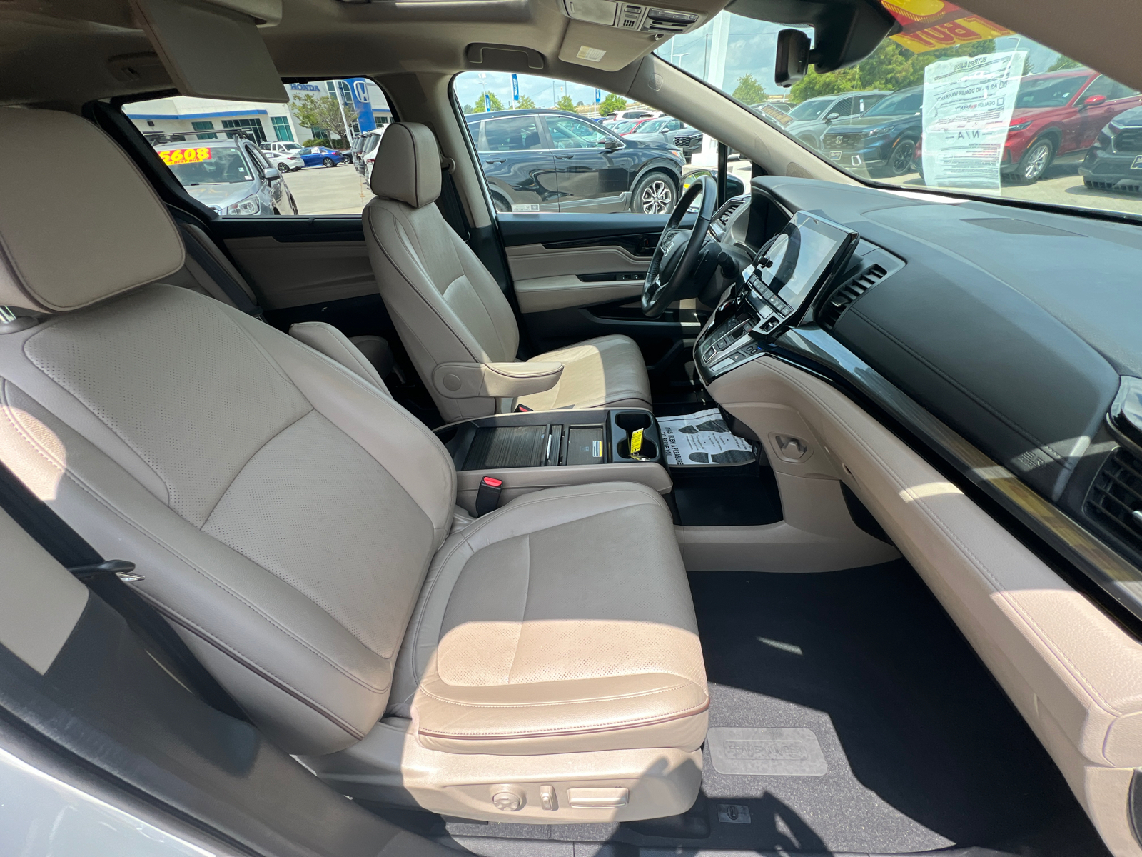 2022 Honda Odyssey Elite 42