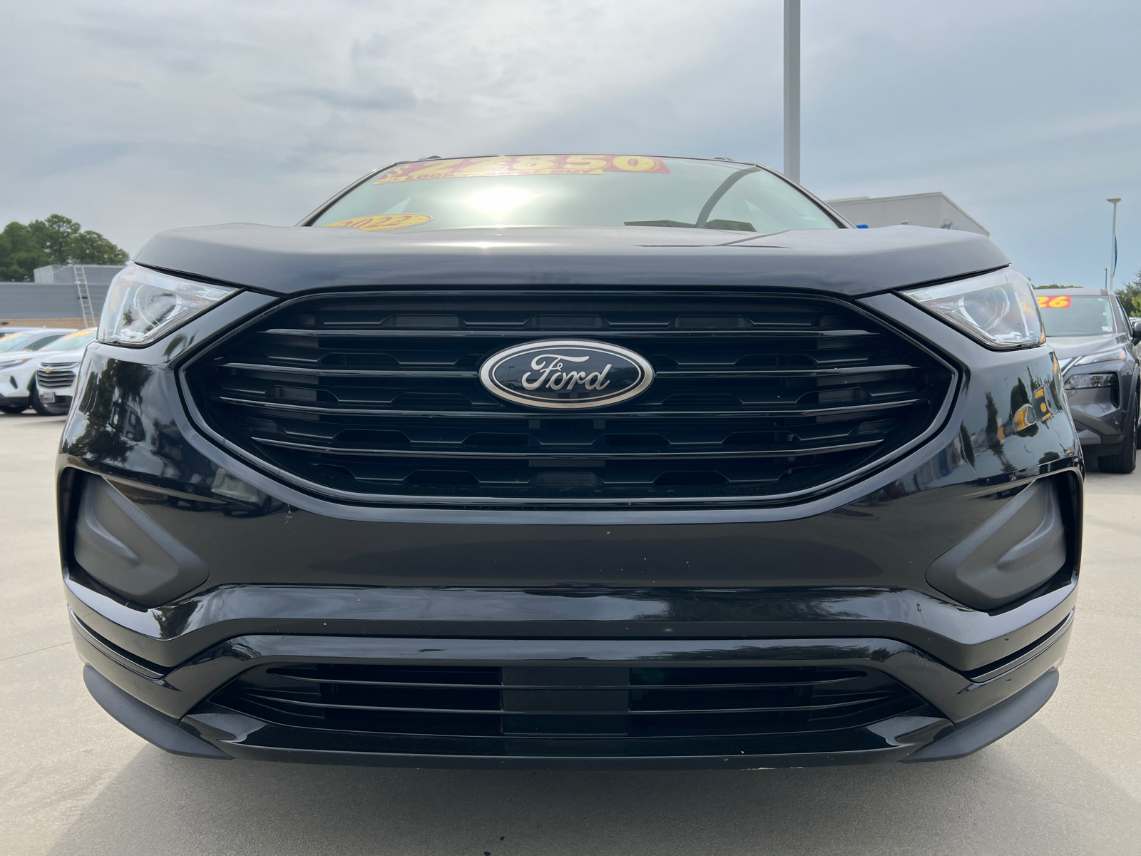 2022 Ford Edge SE 2