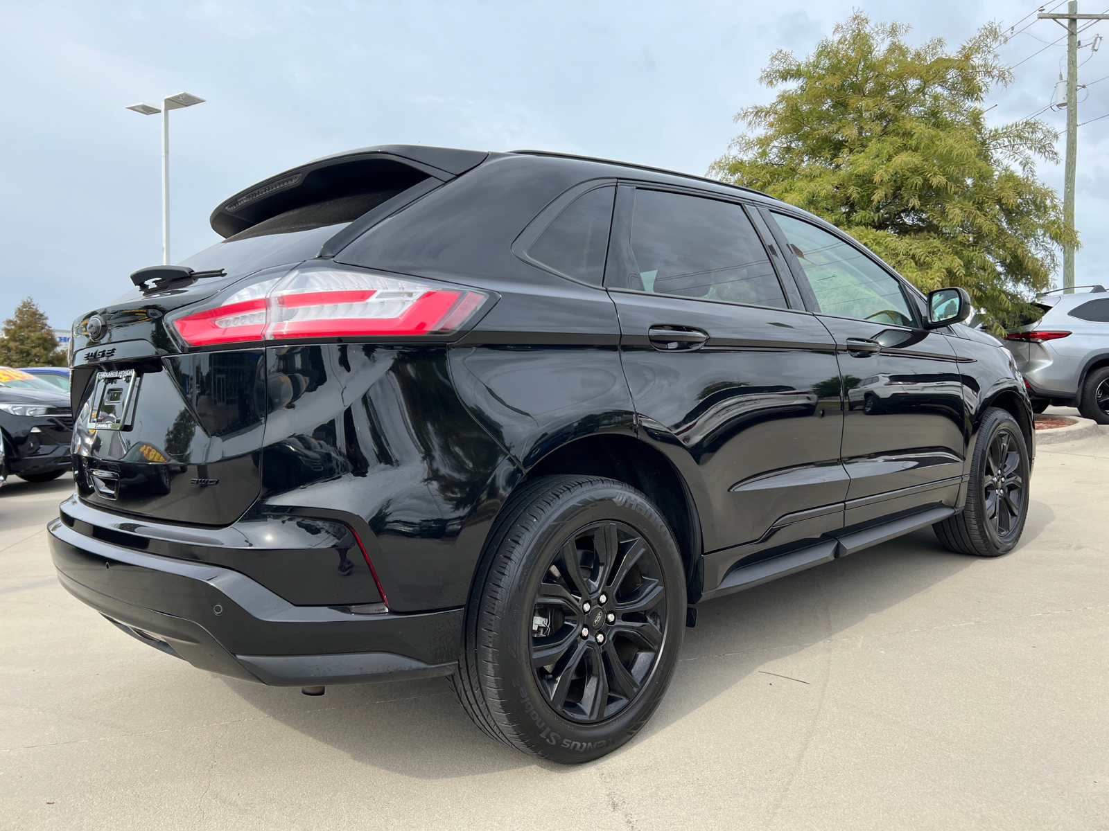 2022 Ford Edge SE 8