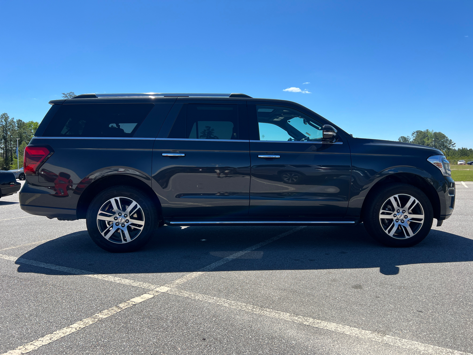 2022 Ford Expedition Max Limited 8