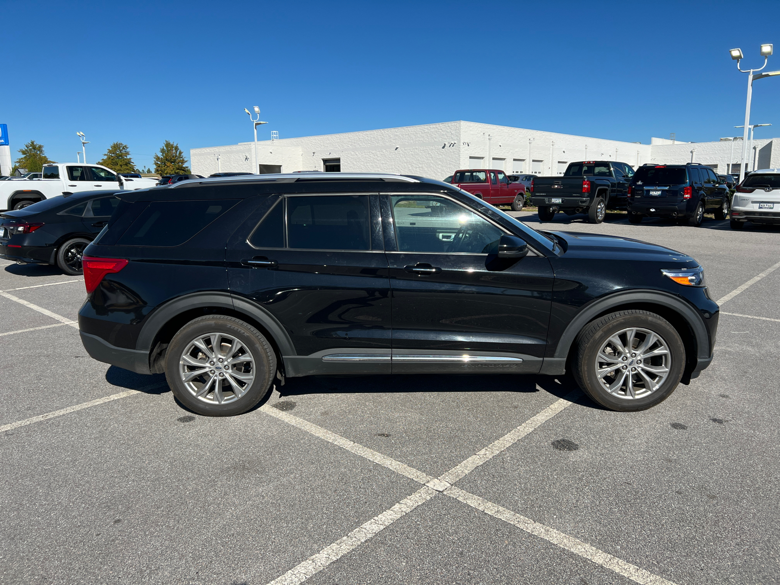 2022 Ford Explorer Limited 11