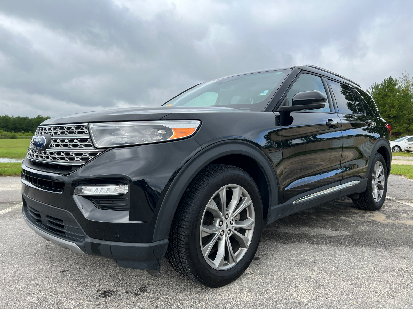 2022 Ford Explorer Limited 4