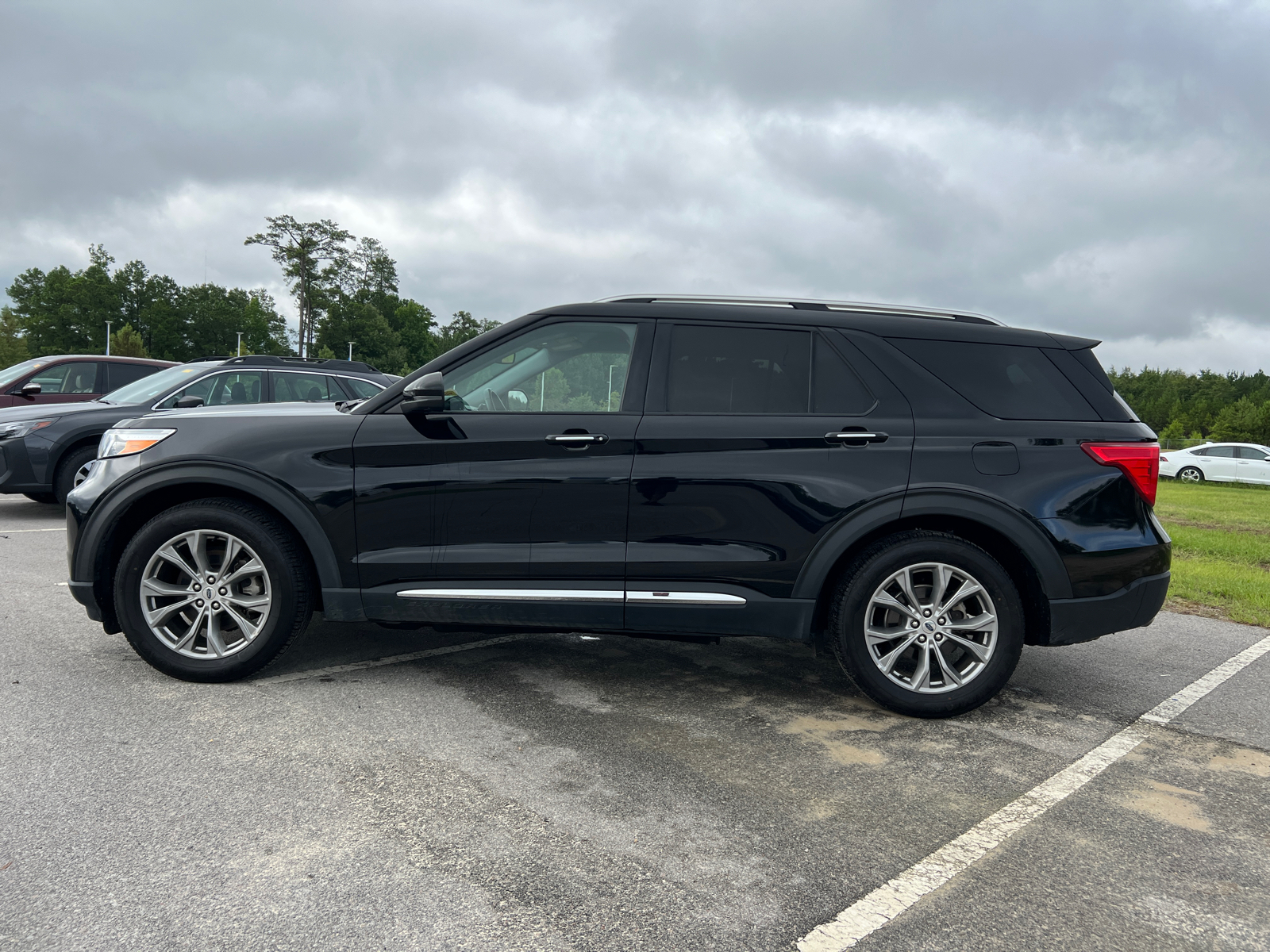 2022 Ford Explorer Limited 5