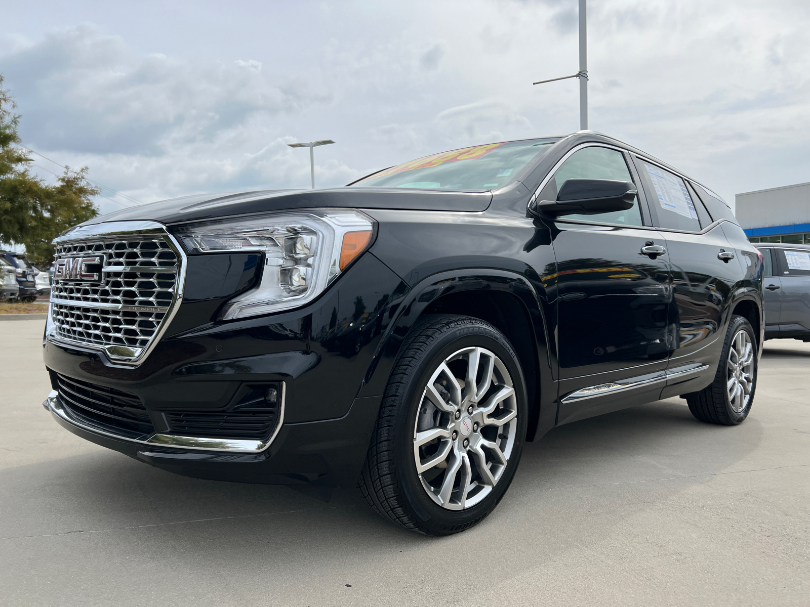 2022 GMC Terrain Denali 4