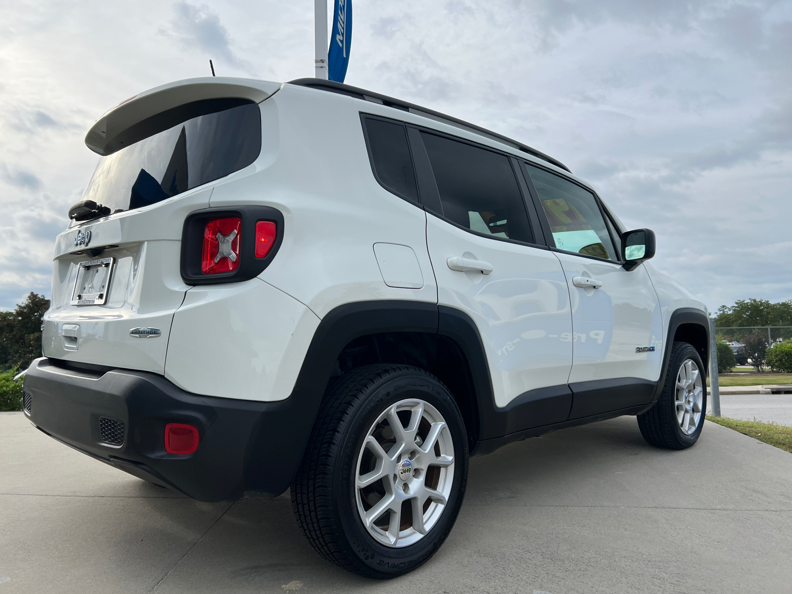 2022 Jeep Renegade Latitude 8