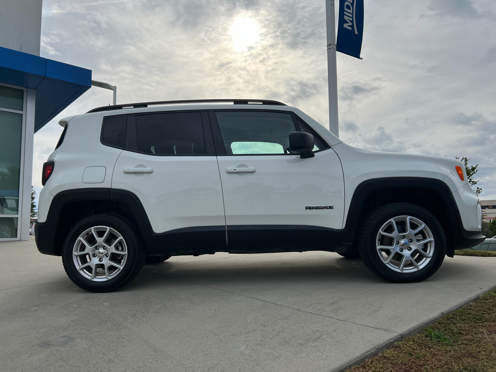 2022 Jeep Renegade Latitude 9