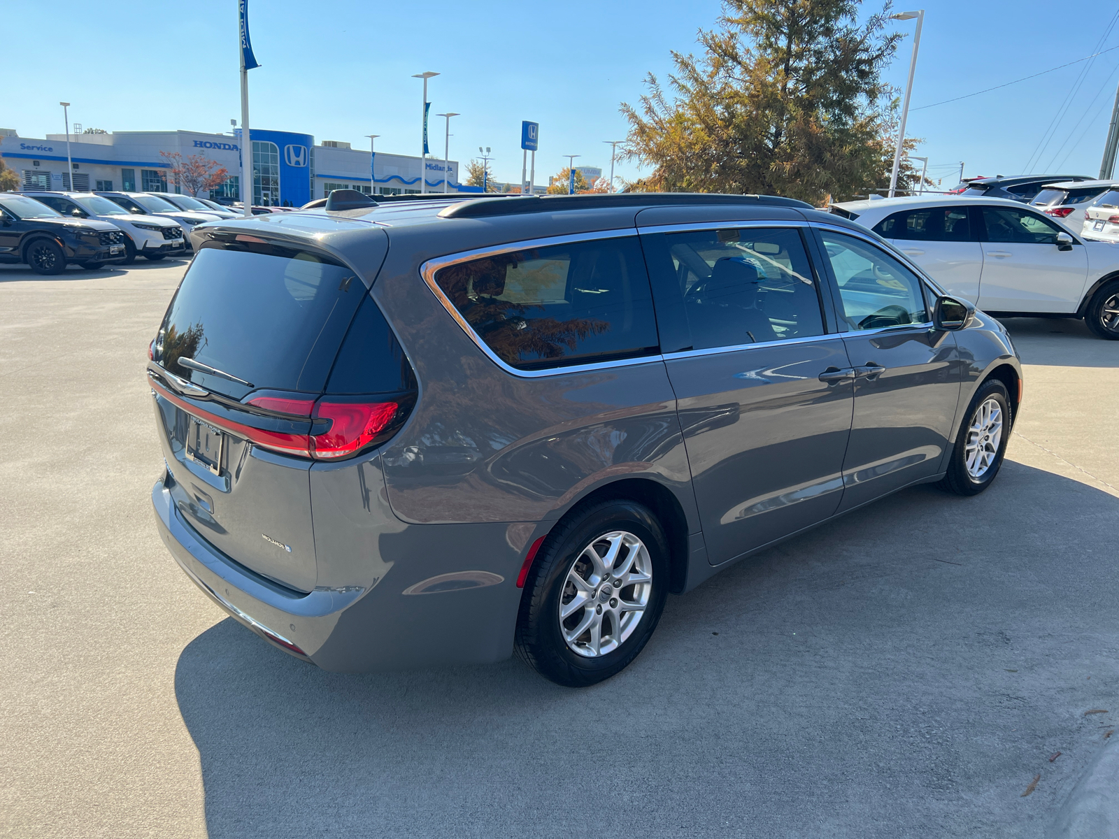 2022 Chrysler Pacifica Touring L 7