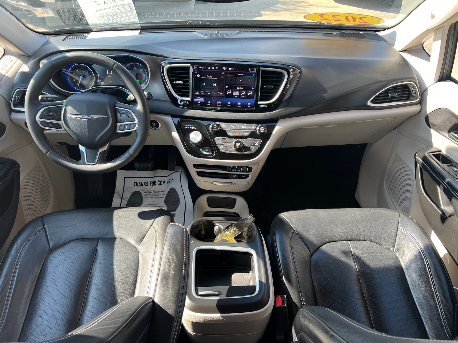 2022 Chrysler Pacifica Touring L 23